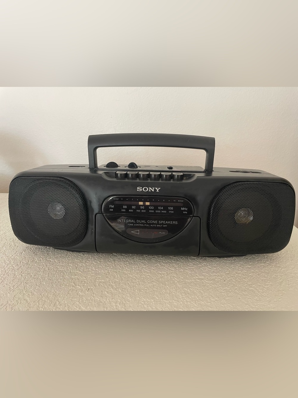 Sony CFS-B11 Radio Cassette  Boombox AM/FM - Tested Radio Works